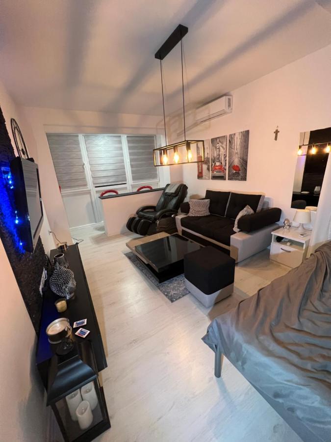 Apartman Paola - Massage Chair- 0-24 Self Check In Out- Zupanja Ngoại thất bức ảnh